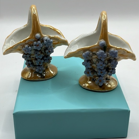 2 Vintage Elfinware Miniature Basket with Blue Flowers Made in Germany - Picture 14 of 16